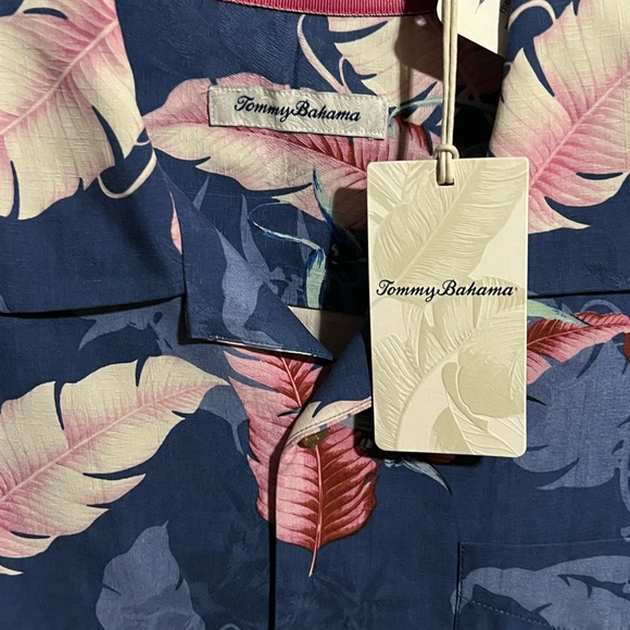 Tommy Bahamas Button Up - Picture 4 of 6